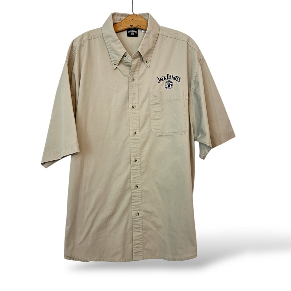 Jack Daniels Men's tan Button Down  Industrial Shop Shirt in a‎ khaki color 2XL